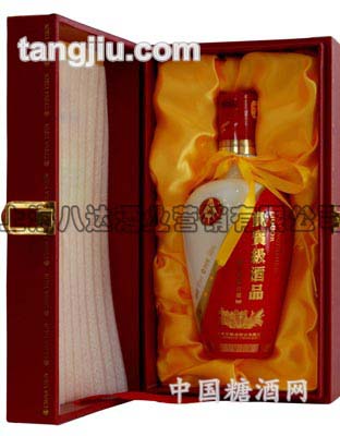 五糧液52度級(jí)酒品(紅盒)