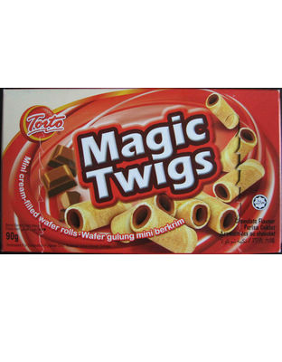 多多巧克力味夾心威化卷(餅干)