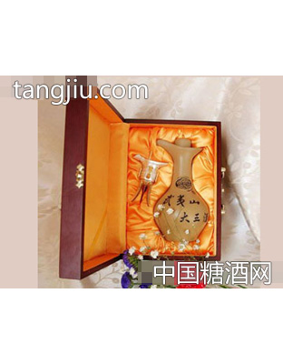 武夷山大王酒(紫砂瓶500ml)開盒